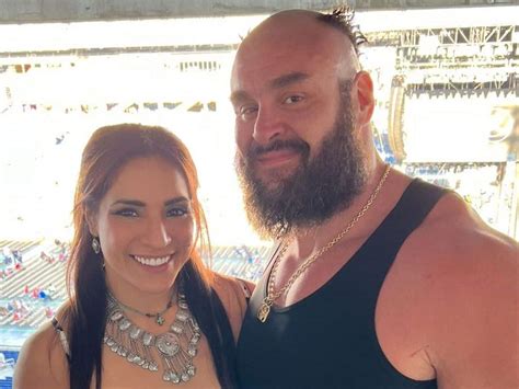 Raquel Rodriguez WWE (Braun Strowmans girlfriend